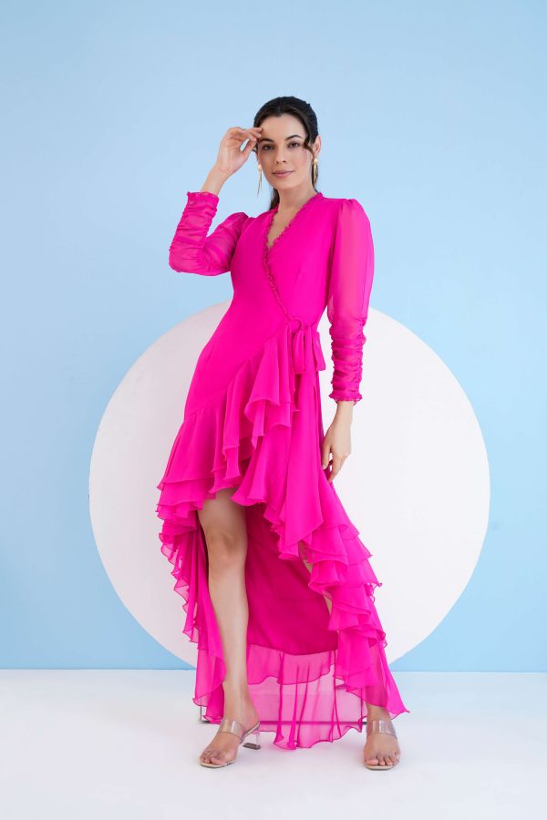 DARK PINK HIGH LOW WRAP DRESS WITH ELASTICATED SLEEVES AND FRINGED HEMLINE For Sale