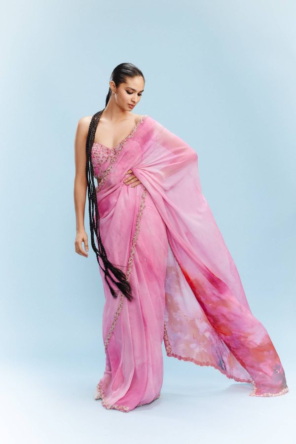 Vashti  Chiffon Watercolored Saree with a Blouse Online Hot Sale