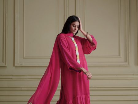 Aakar Pink Kurta Set Discount