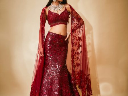 Sequin mermaid lehnga with floral dupatta and jaal blouse detail For Sale