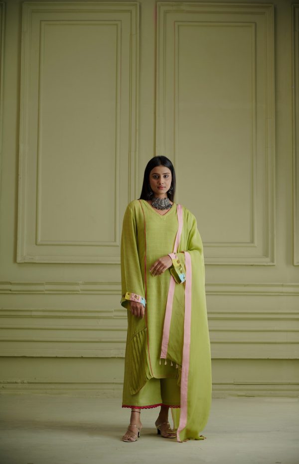 Aakar Green Kurta Set For Cheap