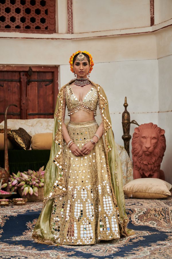 Chand Aayna Lehenga Fashion