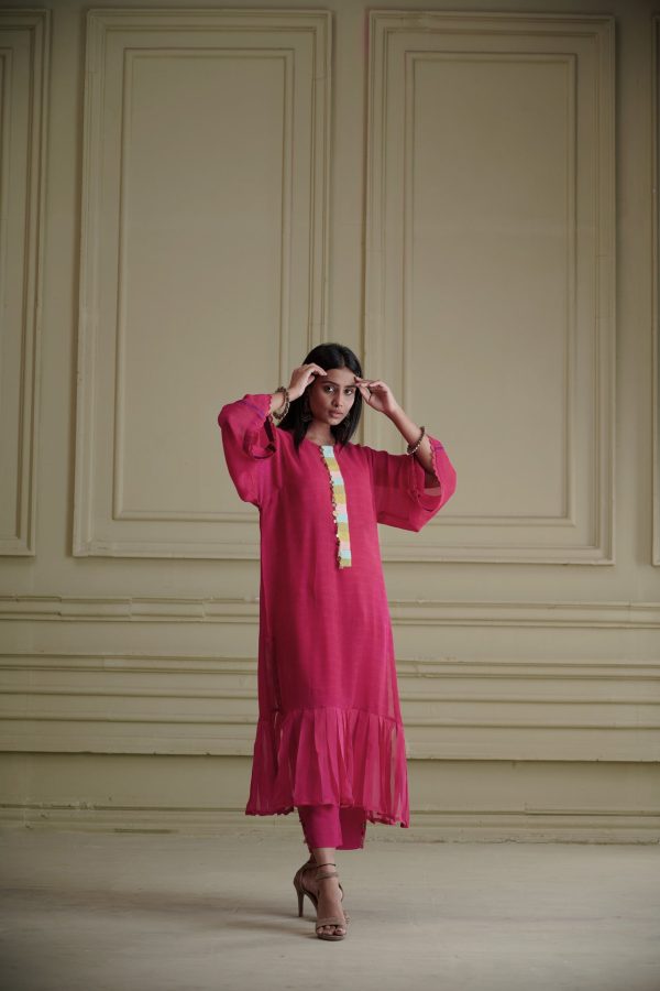 Aakar Pink Kurta Set Discount